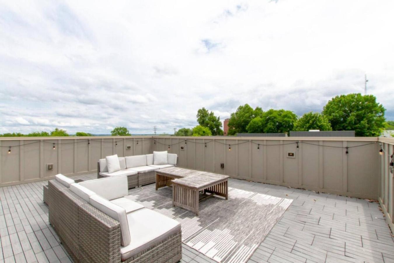 Howdy House New And Trendy With Rooftop Deck Nashville Ngoại thất bức ảnh